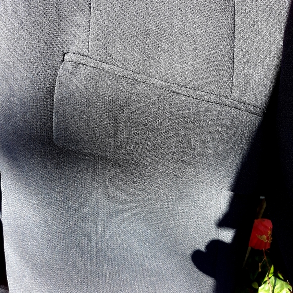 Jones of New York Navy Blazer - Picture 4 of 7
